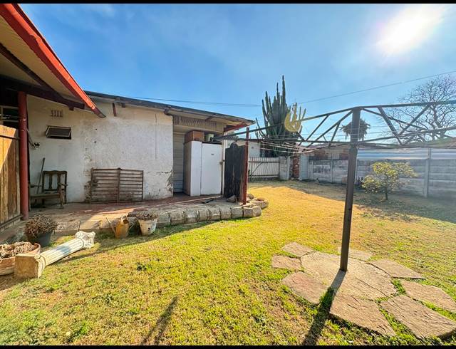 2 BEDROOM HOUSE FOR SALE IN BRAKPAN CENTRAL
